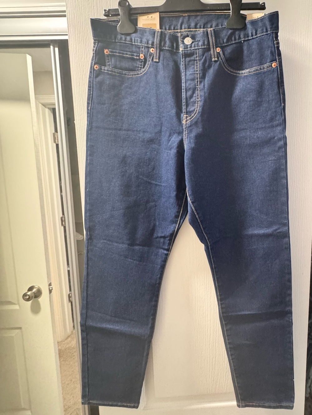 Levi's Women’s Wedgie Straight Ankle Jeans in Dark Blue Denim Size 31